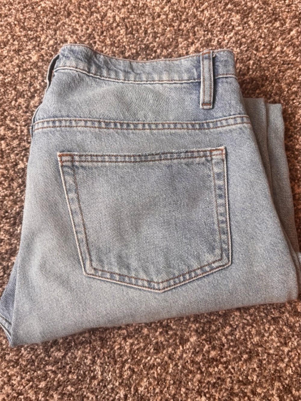 FRAME-MEN's -The Straight Jean (light wash) Size 32